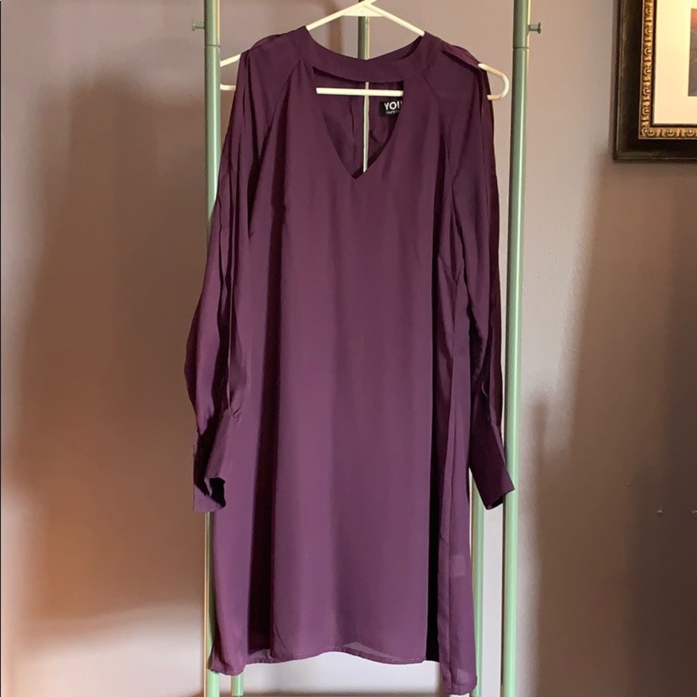 Long, open sleeve dress